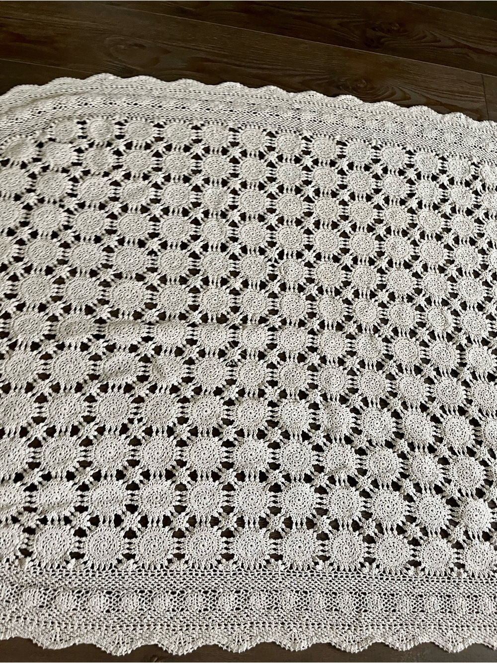 Cream Crochet Oval table cloth - Soft Handcrafted Look 48/80 Inches - Picture 7 of 9